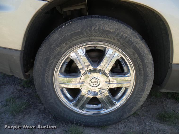 image for item EO9835 2005 Chrysler Pacifica Touring SUV