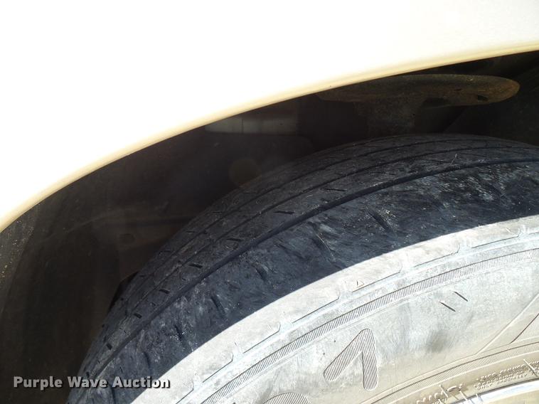 image for item EO9835 2005 Chrysler Pacifica Touring SUV