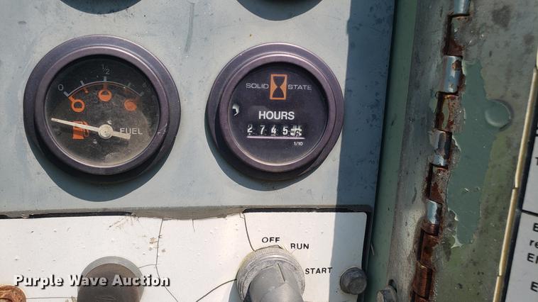 image for item EU9753 Gardner Denver D175 air compressor