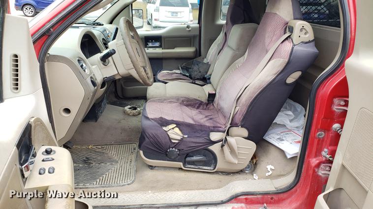 image for item EU9770 2004 Ford F150 pickup truck