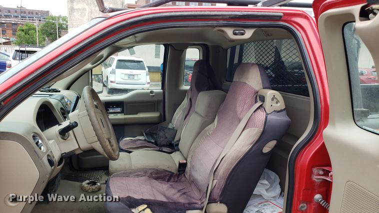 image for item EU9770 2004 Ford F150 pickup truck