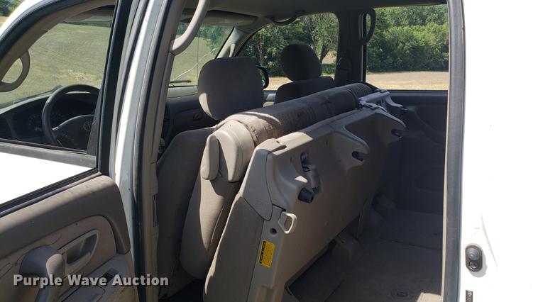 image for item EU9777 2005 Toyota Tundra SR5 Double Cab pickup truck