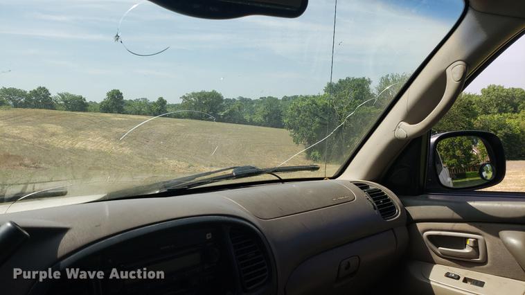 image for item EU9777 2005 Toyota Tundra SR5 Double Cab pickup truck