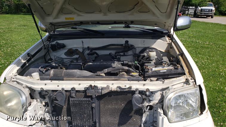 image for item EU9777 2005 Toyota Tundra SR5 Double Cab pickup truck