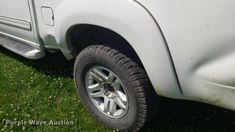 image for item EU9777 2005 Toyota Tundra SR5 Double Cab pickup truck