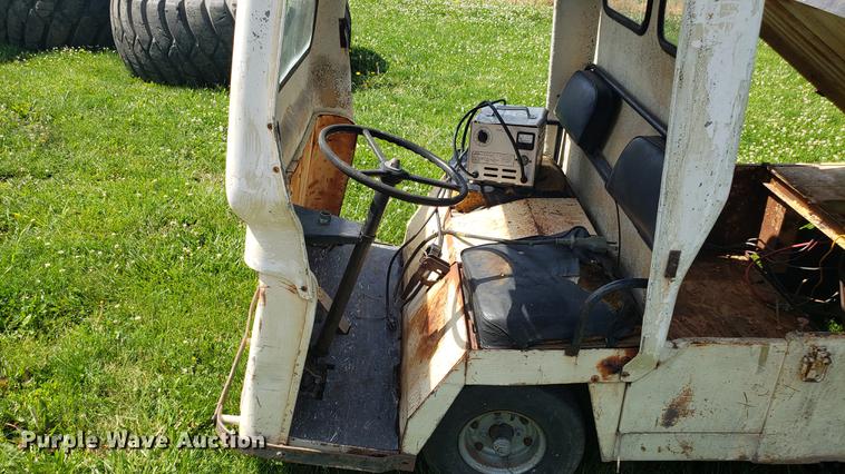 image for item EU9779 Cushman golf cart