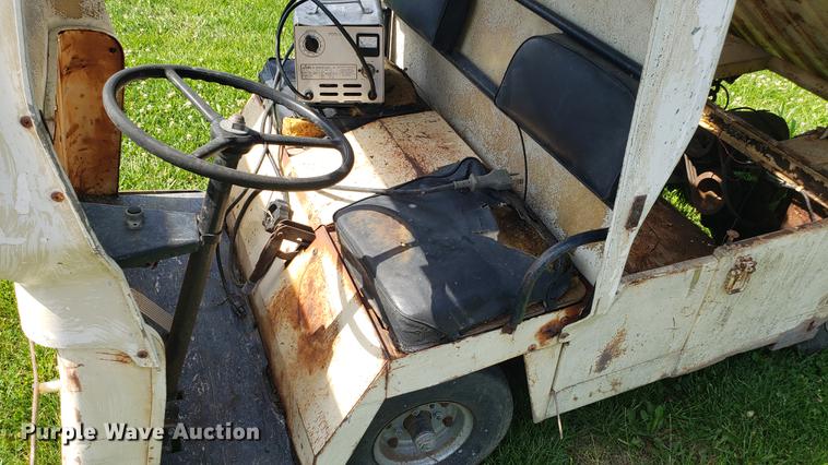 image for item EU9779 Cushman golf cart