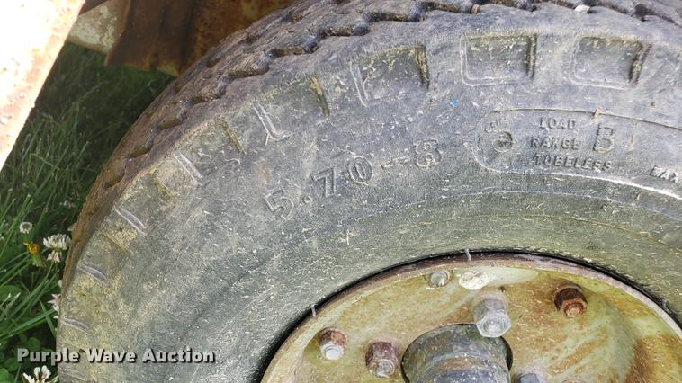 image for item EU9779 Cushman golf cart