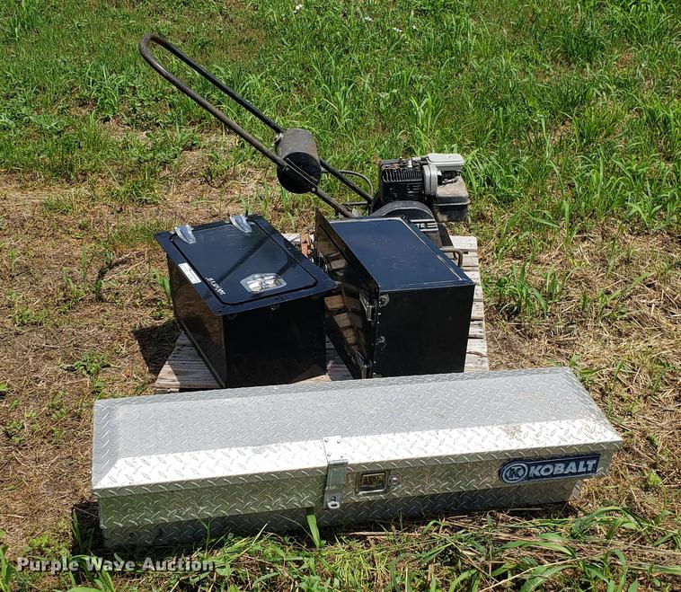 image for item EU9790 Tools