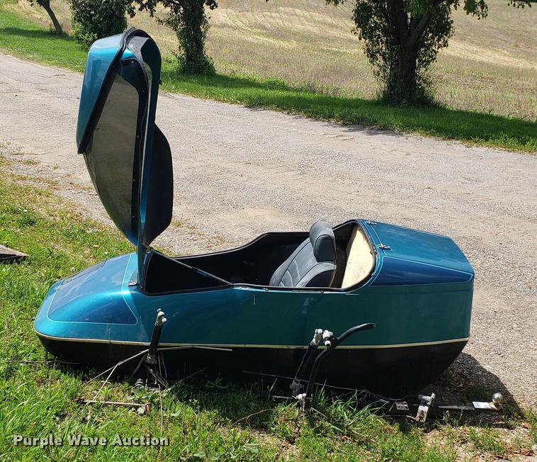 image for item EU9794 Motorcycle side car