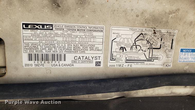 image for item EU9797 2002 Lexus RX300 SUV