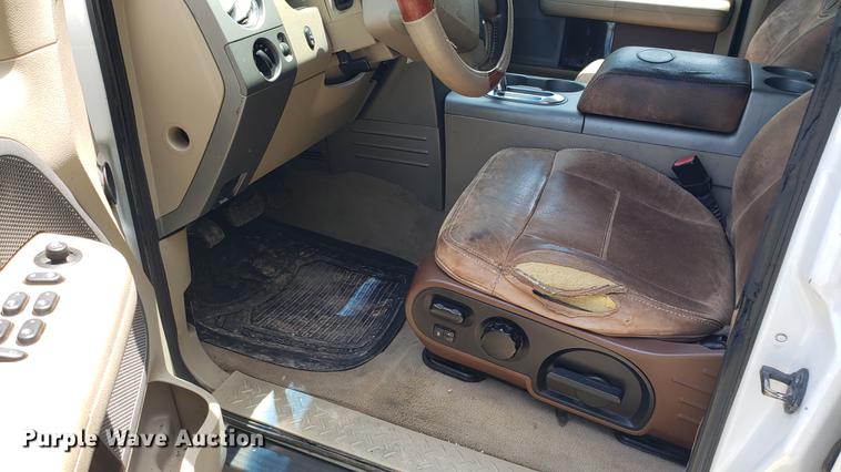 image for item EU9798 2007 Ford F150 SuperCrew pickup truck