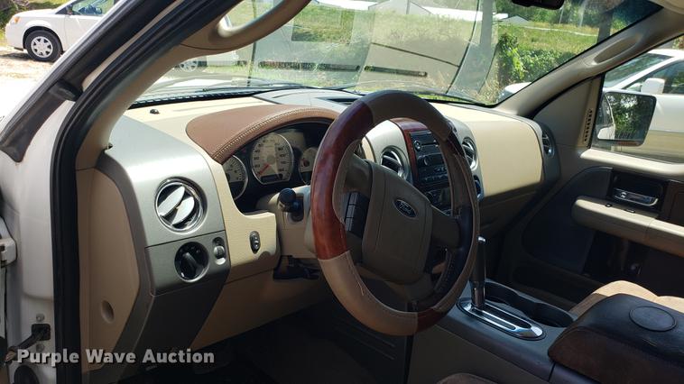 image for item EU9798 2007 Ford F150 SuperCrew pickup truck