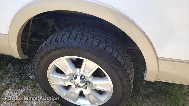 image for item EU9798 2007 Ford F150 SuperCrew pickup truck