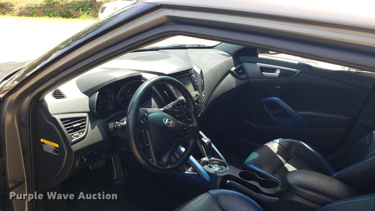 image for item EU9799 2013 Hyundai Veloster Turbo