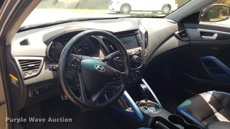 image for item EU9799 2013 Hyundai Veloster Turbo