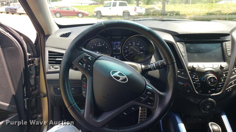 image for item EU9799 2013 Hyundai Veloster Turbo