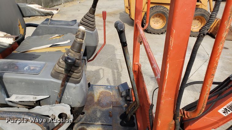 image for item EU9829 Kubota KX41-2 mini excavator