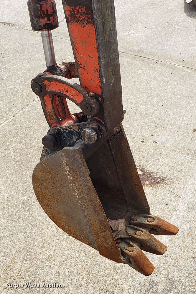 image for item EU9829 Kubota KX41-2 mini excavator