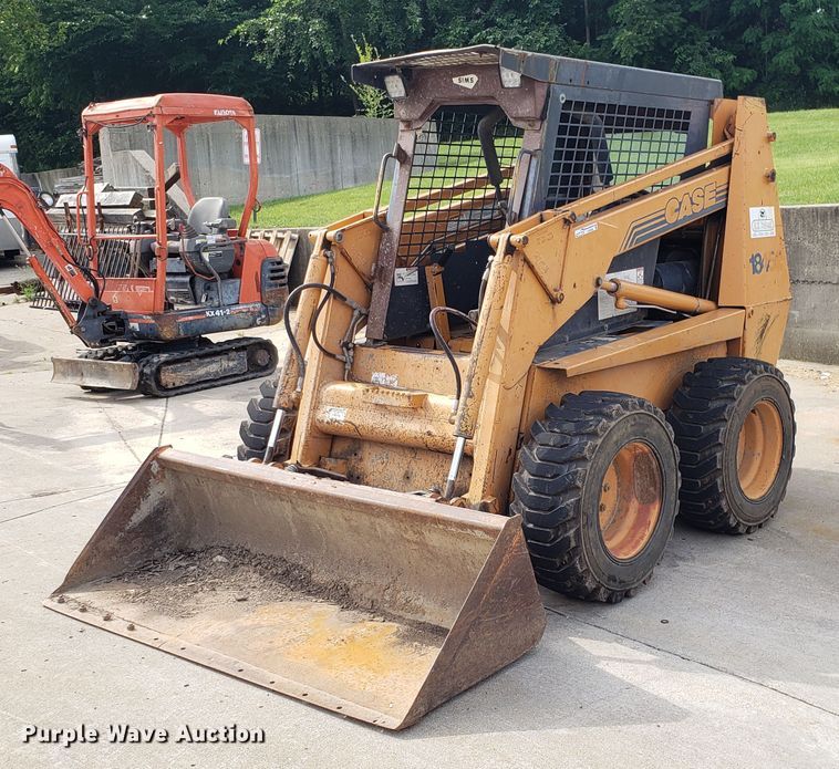 image for item EU9830 2001 Case 1845C skid steer