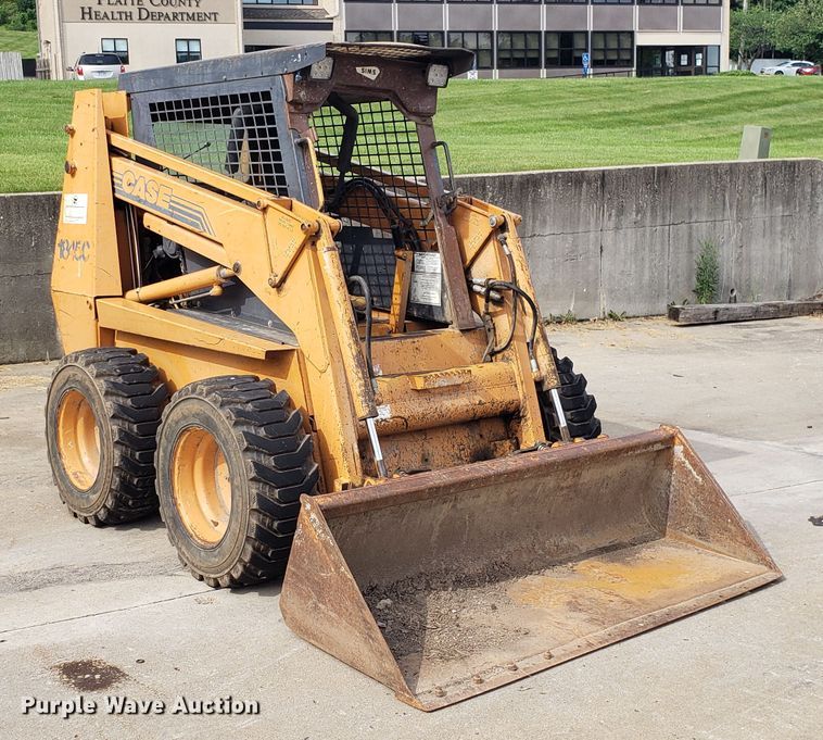image for item EU9830 2001 Case 1845C skid steer