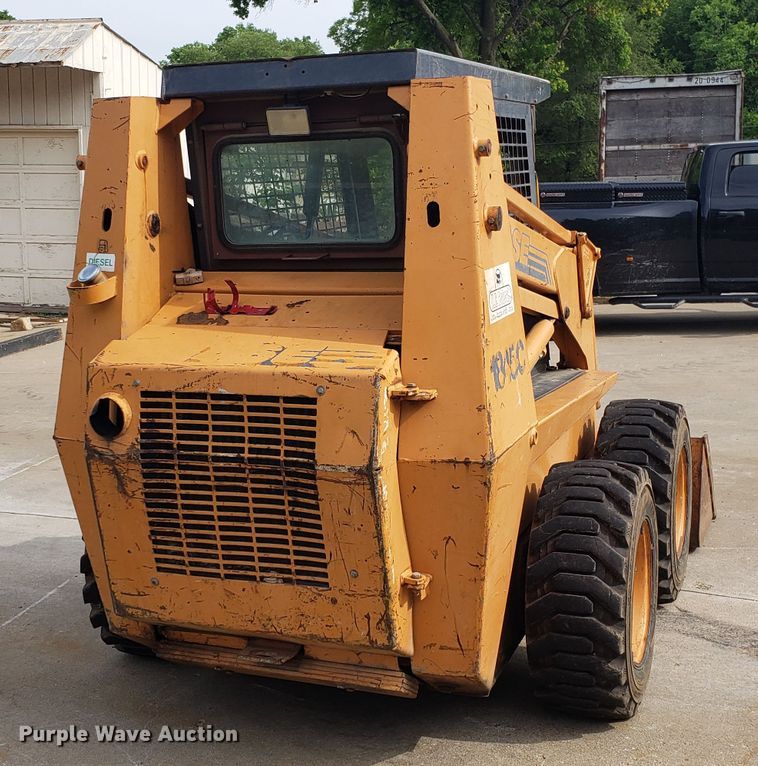 image for item EU9830 2001 Case 1845C skid steer