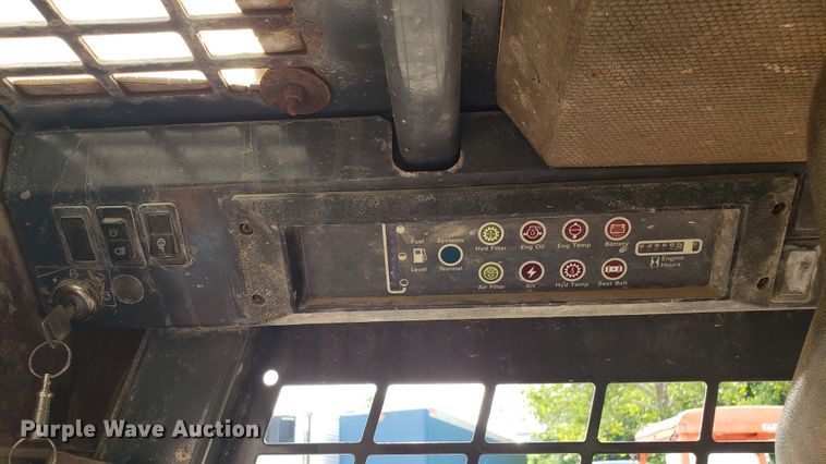 image for item EU9830 2001 Case 1845C skid steer