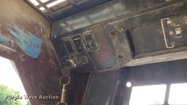 image for item EU9830 2001 Case 1845C skid steer