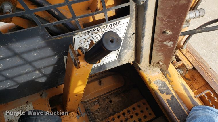 image for item EU9830 2001 Case 1845C skid steer