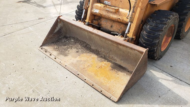 image for item EU9830 2001 Case 1845C skid steer