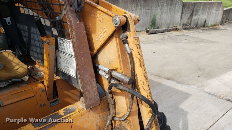 image for item EU9830 2001 Case 1845C skid steer