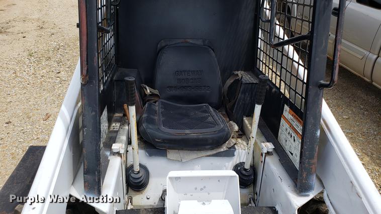 image for item EU9848 1985 Bobcat 743 skid steer with trailer