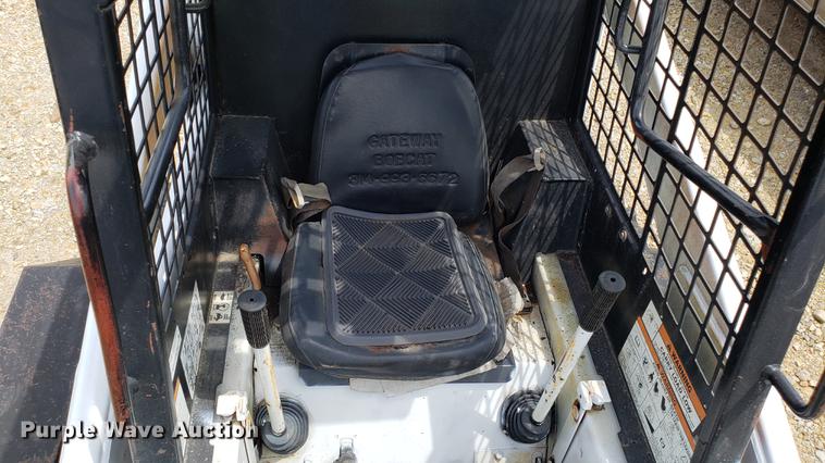 image for item EU9848 1985 Bobcat 743 skid steer with trailer