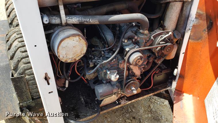 image for item EU9848 1985 Bobcat 743 skid steer with trailer