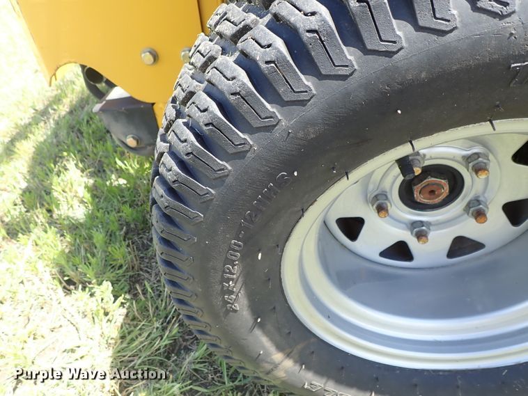 image for item FB9142 Hustler Super Z ZTR lawn mower