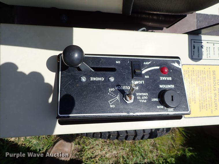 image for item FB9144 Grasshopper 614 ZTR lawn mower