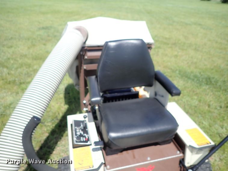 image for item FB9144 Grasshopper 614 ZTR lawn mower