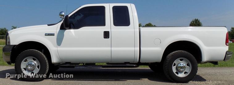 image for item FJ9251 2007 Ford F250 Super Duty SuperCab pickup truck