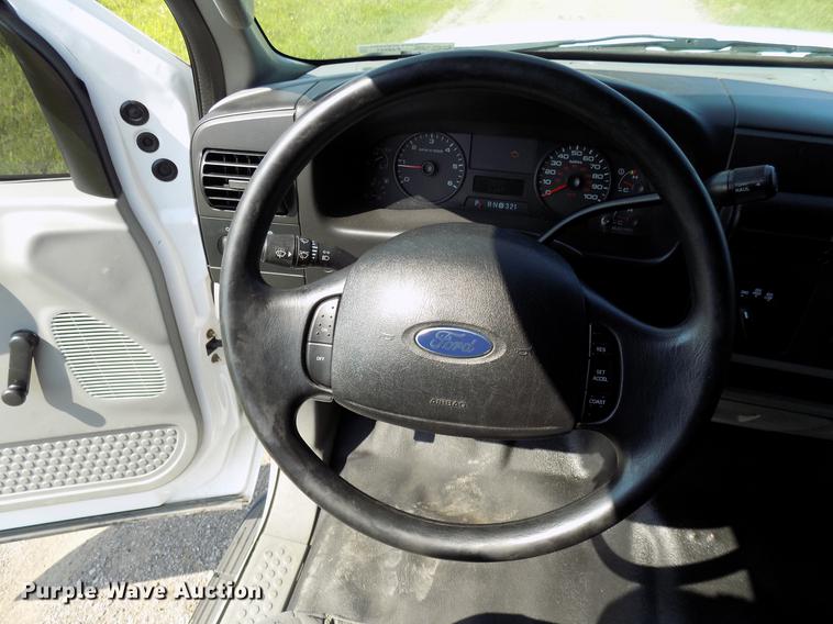 image for item FJ9251 2007 Ford F250 Super Duty SuperCab pickup truck