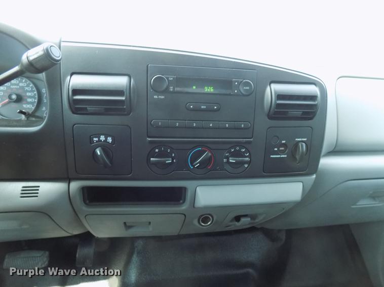 image for item FJ9251 2007 Ford F250 Super Duty SuperCab pickup truck