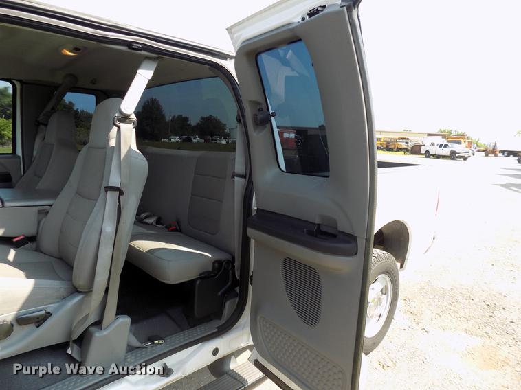 image for item FJ9251 2007 Ford F250 Super Duty SuperCab pickup truck