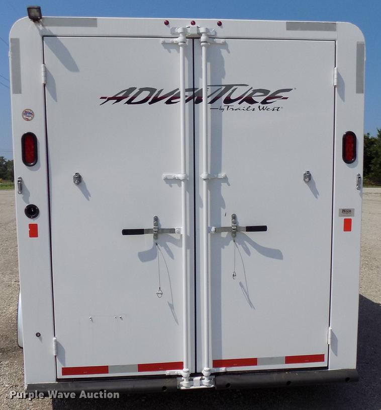 image for item FJ9253 2017 Trailer West Adventure livestock trailer