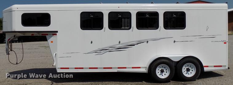 image for item FJ9253 2017 Trailer West Adventure livestock trailer