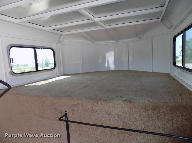 image for item FJ9253 2017 Trailer West Adventure livestock trailer