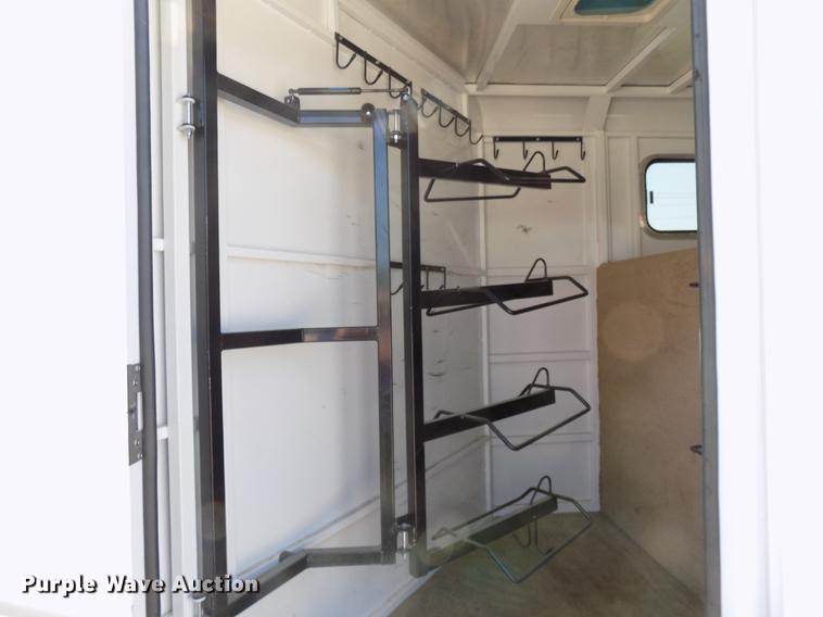 image for item FJ9253 2017 Trailer West Adventure livestock trailer