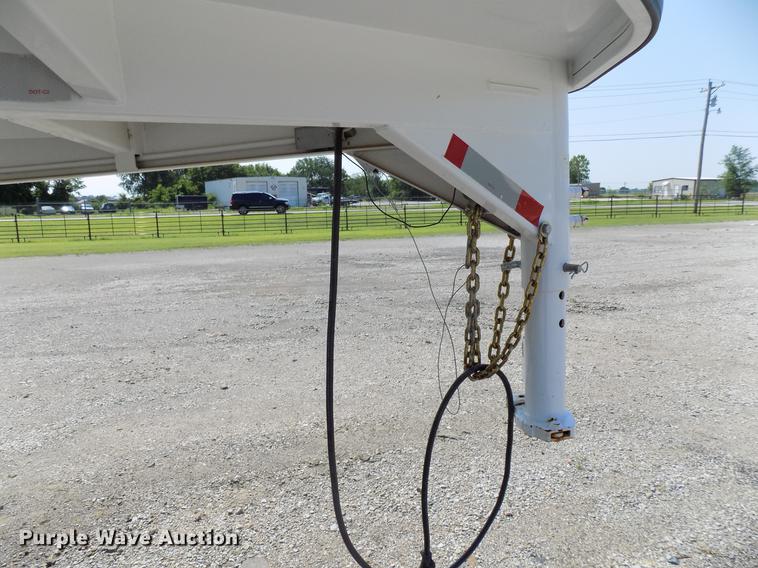 image for item FJ9253 2017 Trailer West Adventure livestock trailer