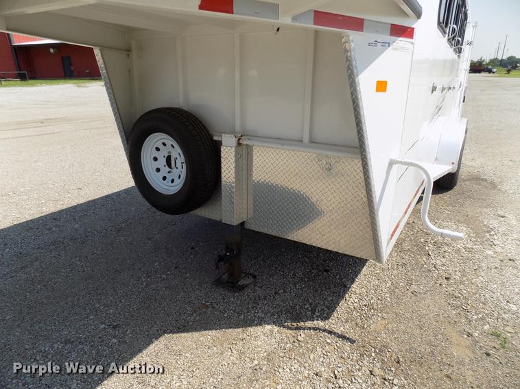 image for item FJ9253 2017 Trailer West Adventure livestock trailer