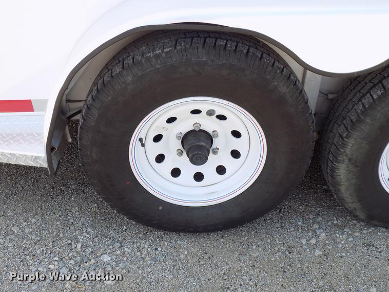 image for item FJ9253 2017 Trailer West Adventure livestock trailer