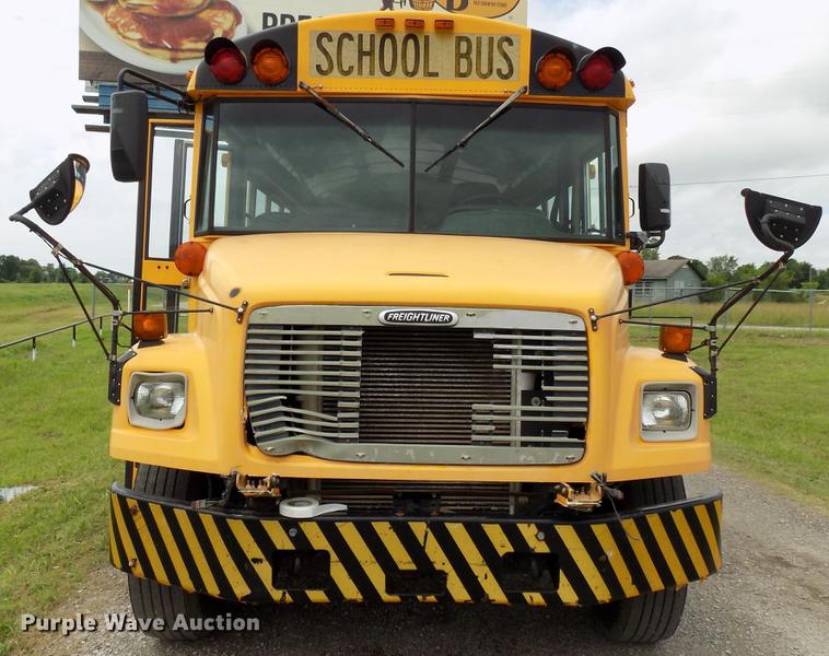 image for item FJ9287 2001 Freightliner FS65 school bus