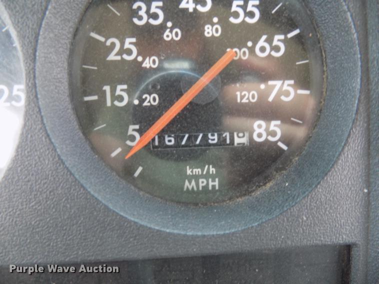 image for item FJ9287 2001 Freightliner FS65 school bus